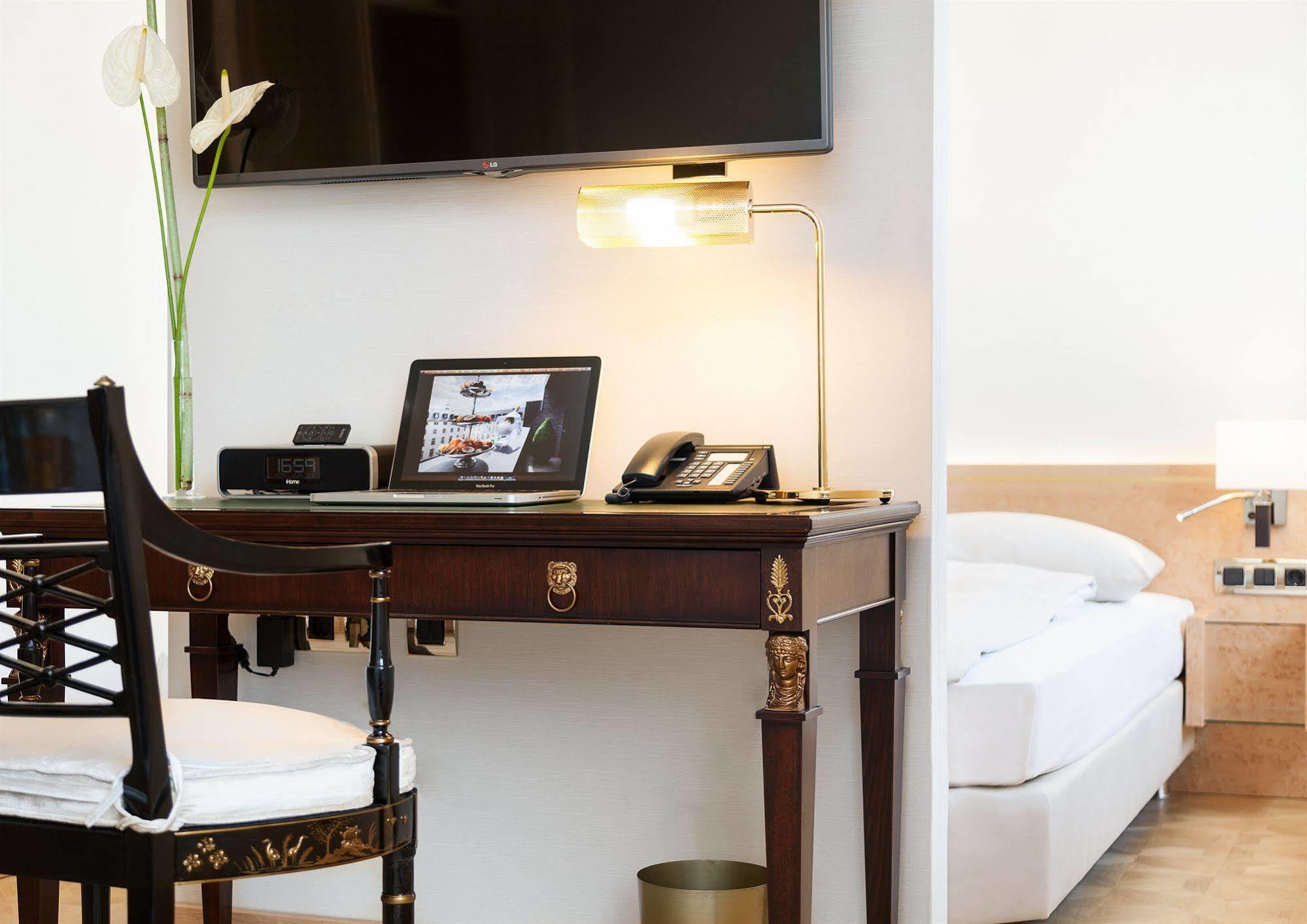 Living Hotel De Medici Dusseldorf Ngoại thất bức ảnh