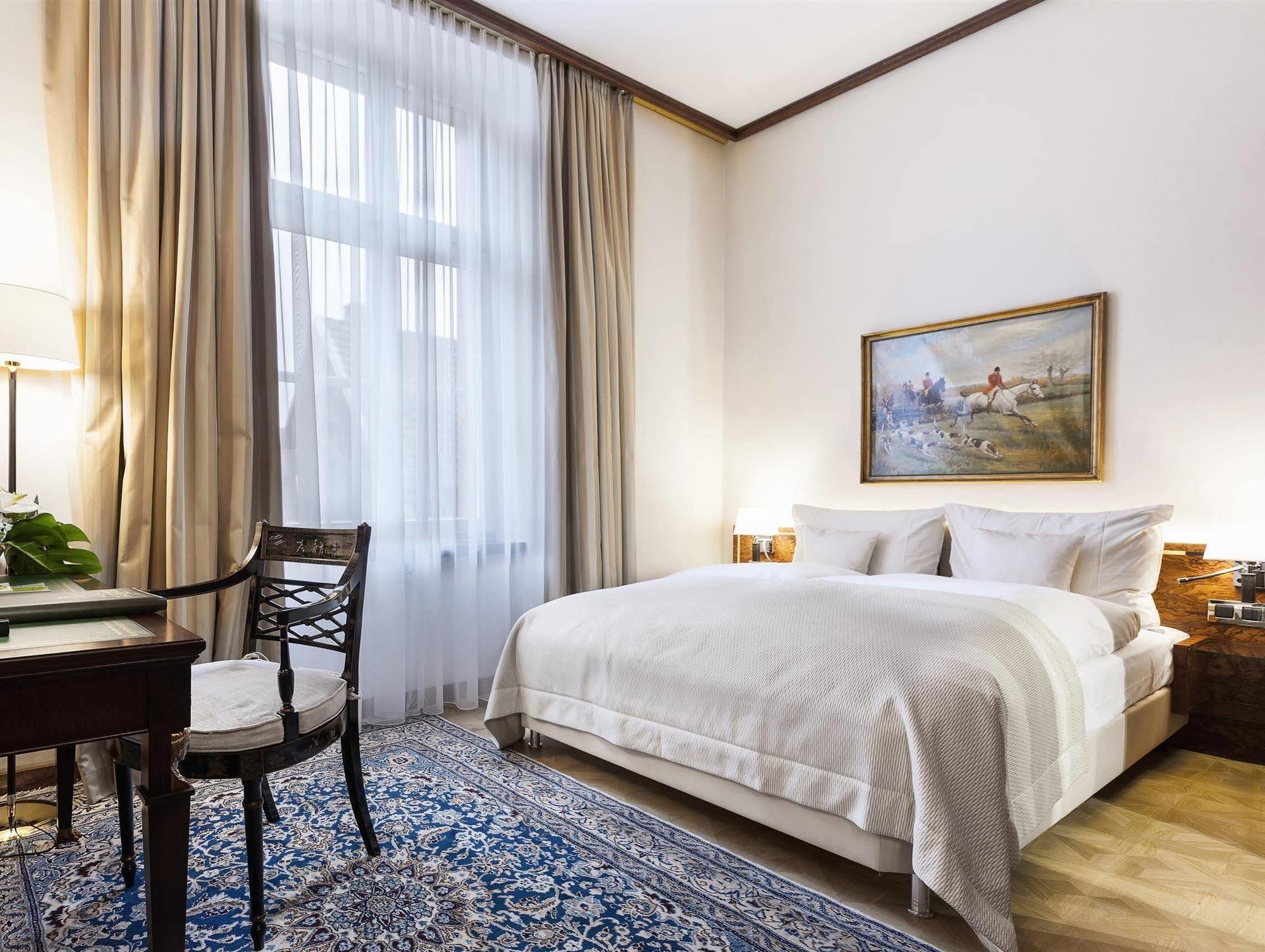Living Hotel De Medici Dusseldorf Ngoại thất bức ảnh